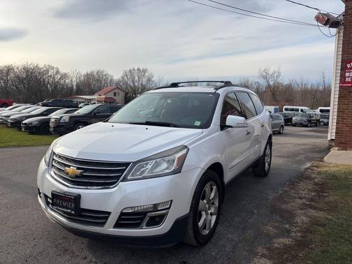 Summit White 2016 Chevrolet Traverse LTZ