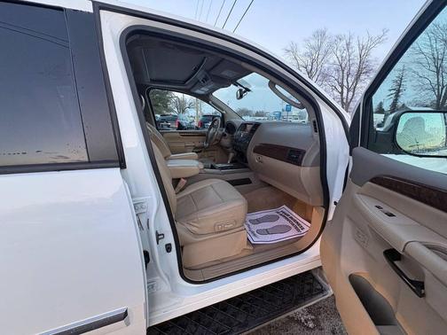 2012 Nissan Armada Platinum 4x4 4dr SUV