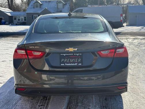 2017 Chevrolet Malibu 1LT