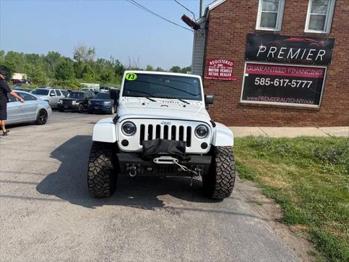 2013 Jeep Wrangler Unlimited Sahara