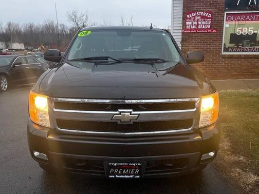 2008 Chevrolet Silverado 1500 LTZ Crew Cab