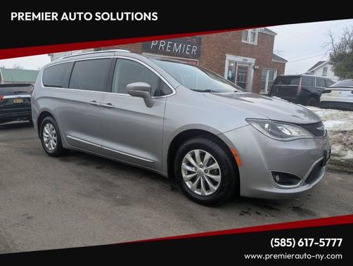 2018 Chrysler Pacifica Touring-L