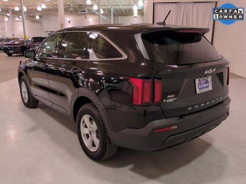 2022 Kia Sorento LX