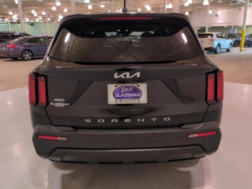 2022 Kia Sorento LX