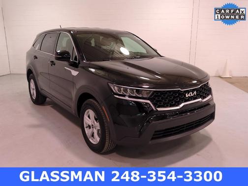 2022 Kia Sorento LX