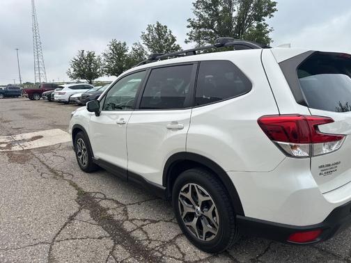 2021 Subaru Forester Premium
