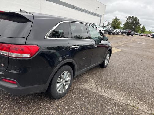 2018 Kia Sorento L