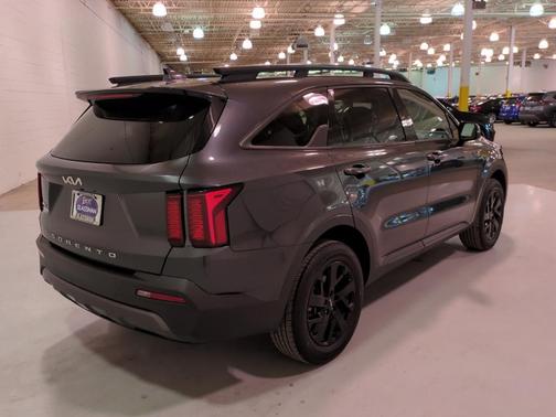 2022 Kia Sorento S