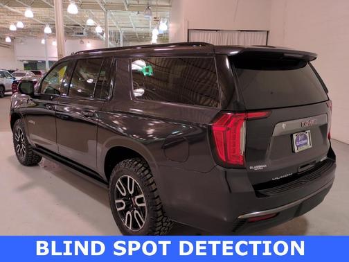 2023 GMC Yukon XL AT4