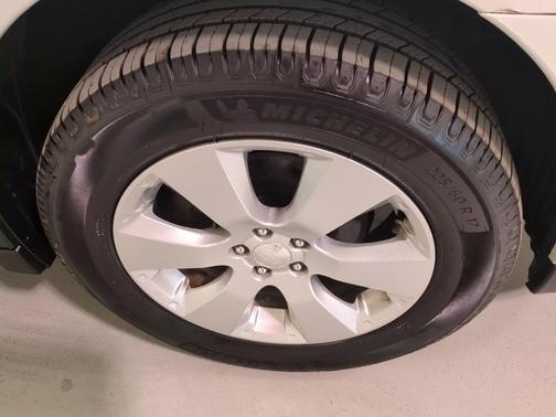 2011 Subaru Outback 2.5i