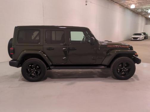 2021 Jeep Wrangler Unlimited Sahara Altitude