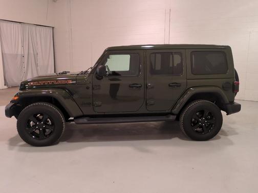 2021 Jeep Wrangler Unlimited Sahara Altitude