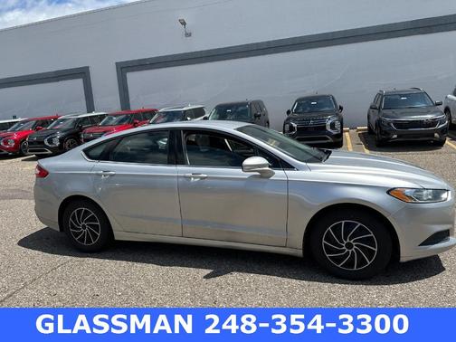 2013 Ford Fusion SE