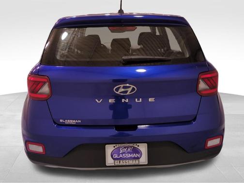 2023 Hyundai VENUE SE