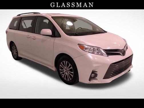 2019 Toyota Sienna XLE