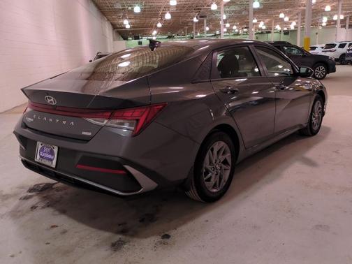 2025 Hyundai ELANTRA HEV Blue