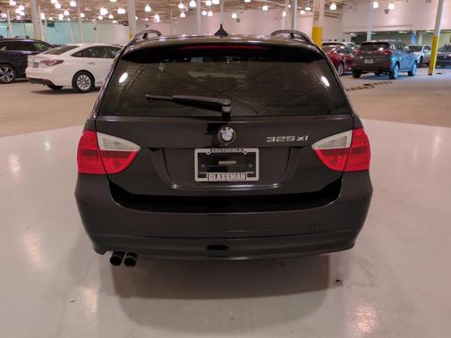 2006 BMW 325 xiT