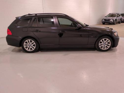 2006 BMW 325 xiT