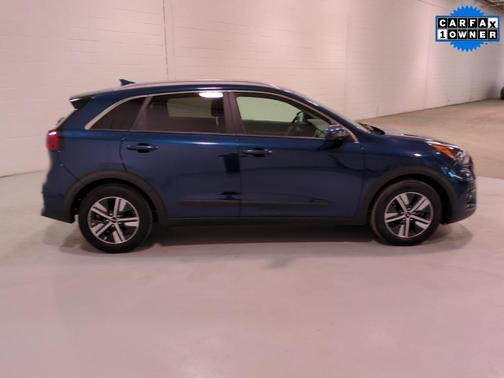 2022 Kia Niro LXS