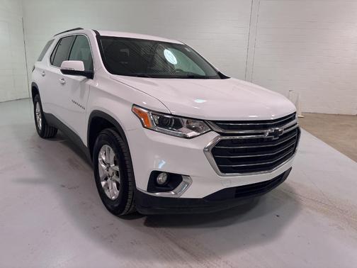 2021 Chevrolet Traverse LT Cloth