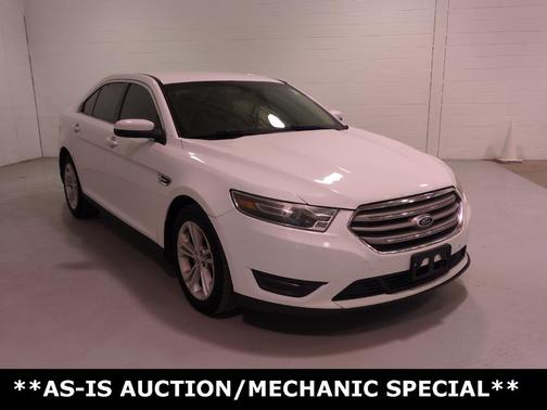 2015 Ford Taurus SEL