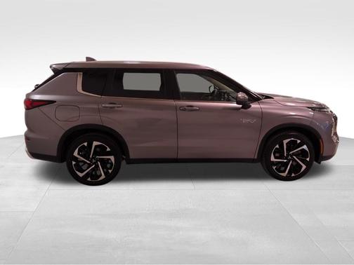 2024 Mitsubishi Outlander PHEV SE