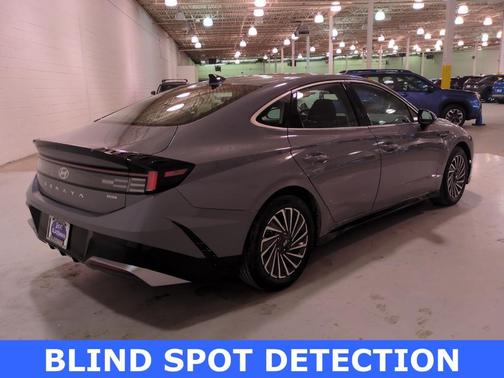 2024 Hyundai SONATA Hybrid SEL