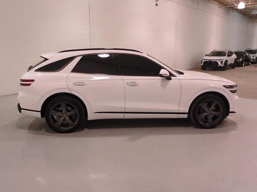 2023 Genesis GV70 2.5T