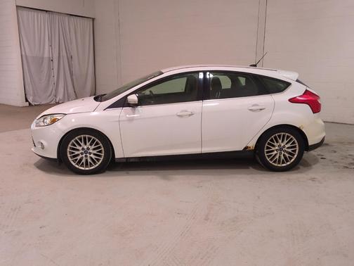 Oxford White 2012 Ford Focus SEL