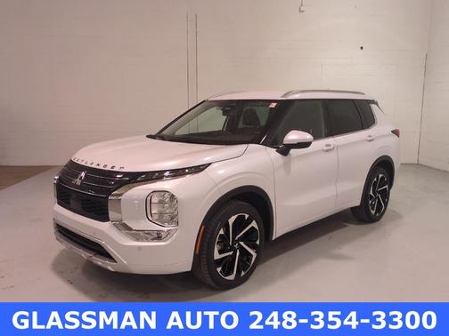 2023 Mitsubishi Outlander SEL