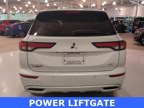 2023 Mitsubishi Outlander SEL