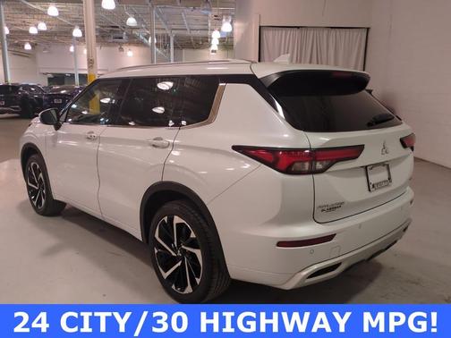 2023 Mitsubishi Outlander SEL