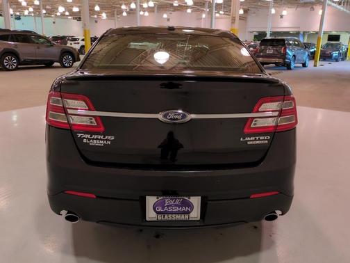 2017 Ford Taurus Limited