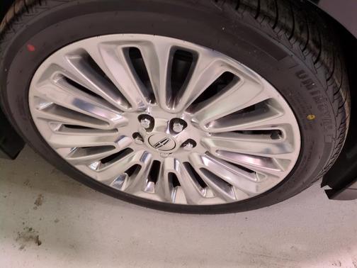 2016 Lincoln MKZ Base