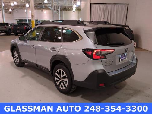 2023 Subaru Outback Premium