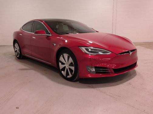 Red Multi 2020 Tesla Model S Long Range