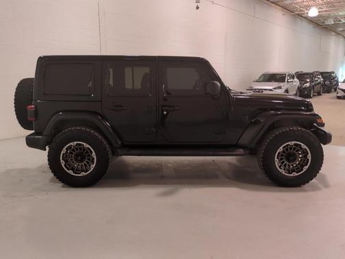 2020 Jeep Wrangler Unlimited Sahara Altitude