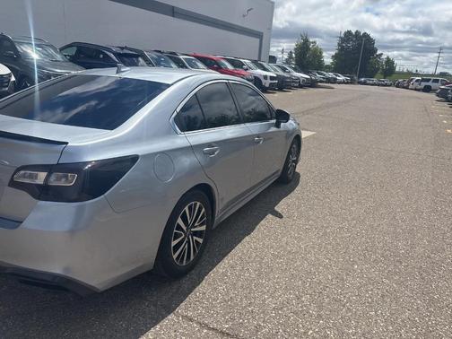 2019 Subaru Legacy 2.5i Premium