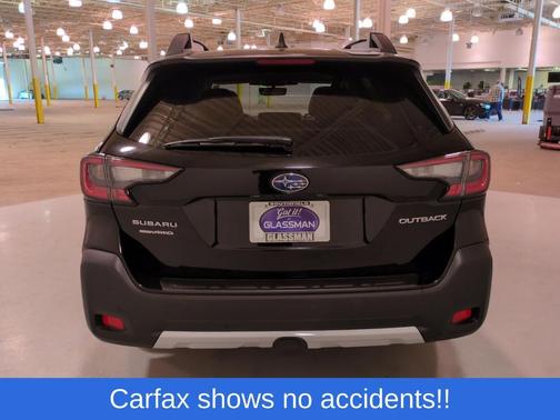 Crystal Black Silica 2023 Subaru Outback Limited