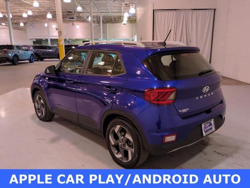 2024 Hyundai VENUE SEL