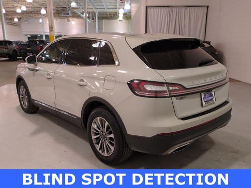 2021 Lincoln Nautilus Standard