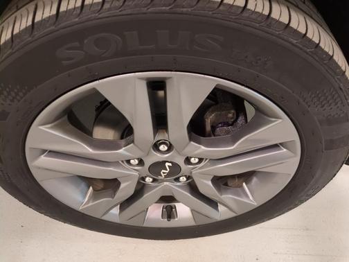 2022 Kia Seltos S