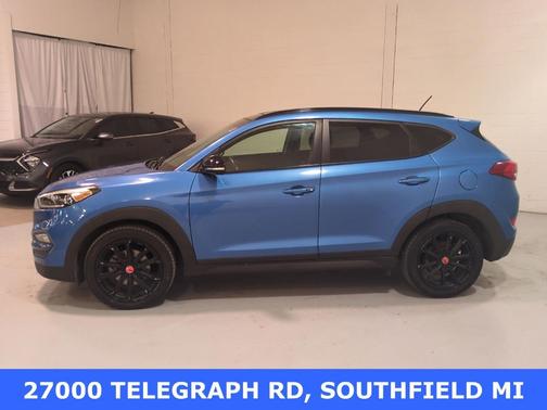 2017 Hyundai TUCSON Night