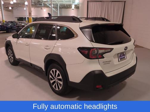 Crystal White Pearl 2023 Subaru Outback Premium