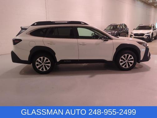 Crystal White Pearl 2023 Subaru Outback Premium