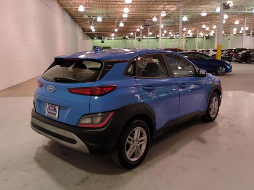 2022 Hyundai KONA SE