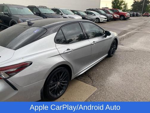Midnight Black Metallic 2021 Toyota Camry Hybrid XSE