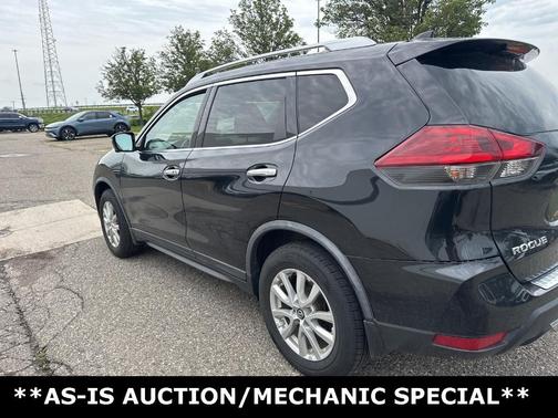 2018 Nissan Rogue SV