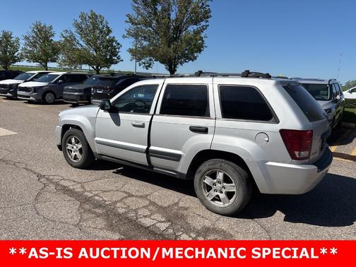 2005 Jeep Grand Cherokee Laredo