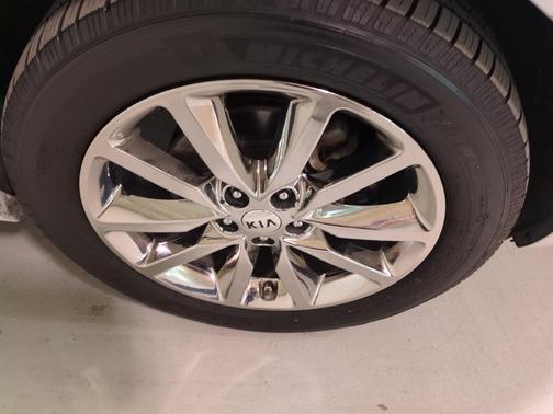 2016 Kia Sorento SXL